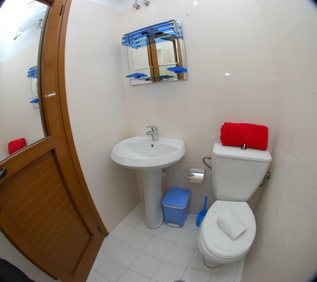 Eduart Apartments Sarandë Eksteriør billede