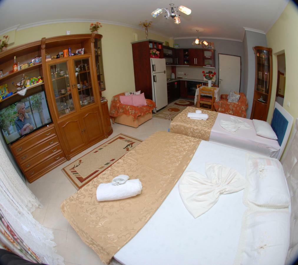 Eduart Apartments Sarandë Eksteriør billede