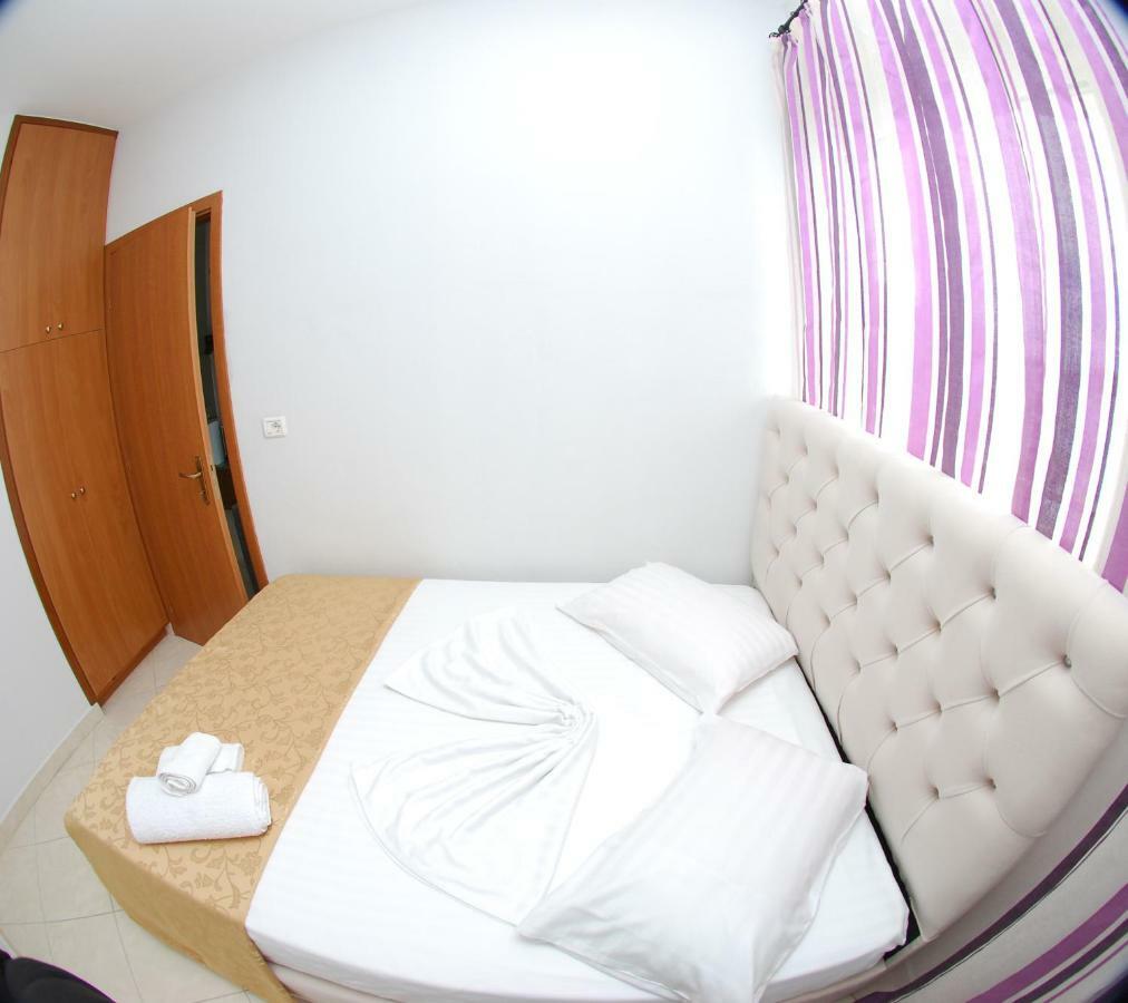 Eduart Apartments Sarandë Eksteriør billede