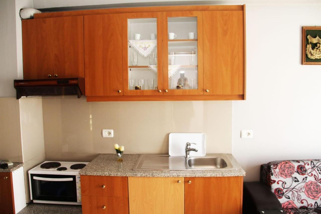 Eduart Apartments Sarandë Eksteriør billede